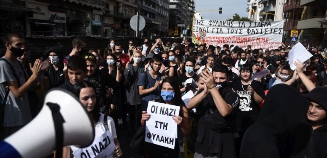 Θεσσαλονίκη: Έληξε η αντιφασιστική πορεία για την Χρυσή Αυγή (Βίντεο, φωτ.)