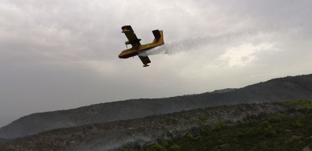 Με πυροσβεστικά αεροπλάνα και ελικόπτερα θα ενισχυθεί η Περιφέρεια Κεντρικής Μακεδονίας