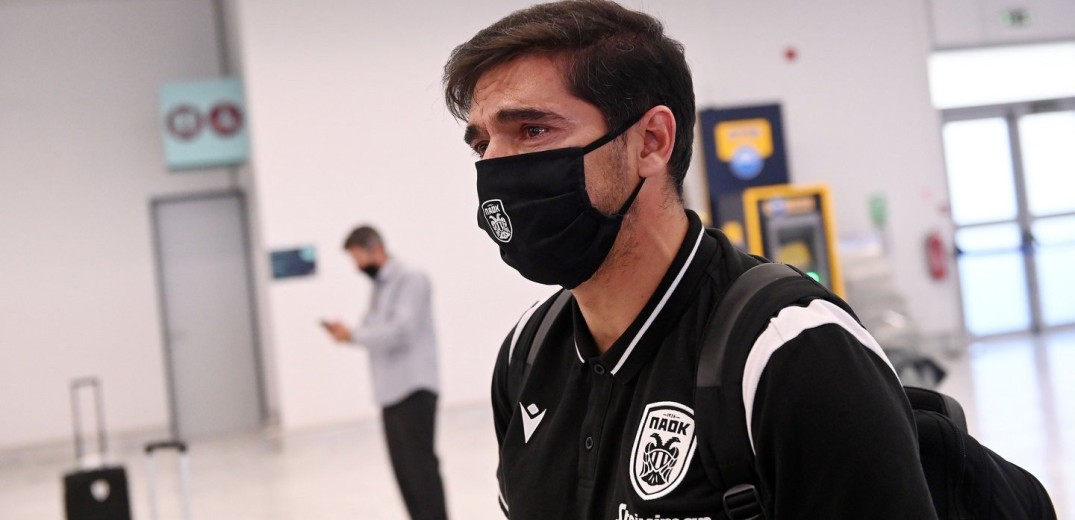 ΠΑΟΚ: Δακρυσμένος αποχαιρέτησε τους ποδοσφαιριστές ο Φερέιρα (φωτογραφίες)