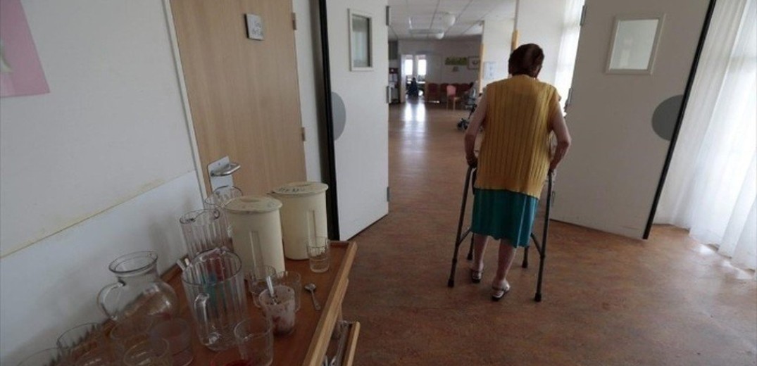 Ασβεστοχώρι: Ποινική δίωξη σε υπεύθυνους γηροκομείου για 36 θανάτους λόγω κορονοϊού