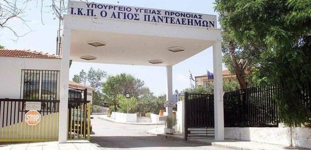 Θεσσαλονίκη: Οι 24 εμβολιασθέντες «εκτός σειράς» στο... μικροσκόπιο των αρχών
