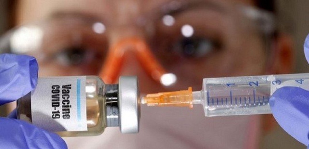 Την Κυριακή ξεκινούν οι εμβολιασμοί κατά του κορονοϊού στη Γαλλία