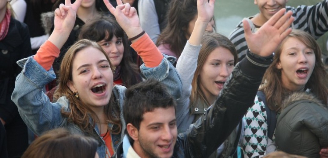 Θεσσαλονίκη: Μαθητική συναυλία αλληλεγγύης στους πρόσφυγες