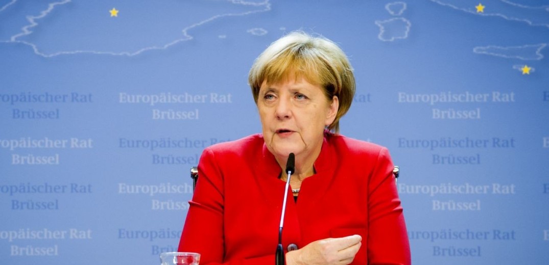 Έκκληση Μέρκελ στους Γερμανούς να μειώσουν τις κοινωνικές συναναστροφές 