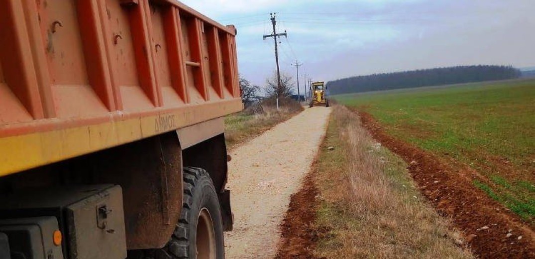 Κοζάνη: Υπογραφή προγραμματικής σύμβασης για βελτίωση αγροτικού δρόμου στην περιοχή Βογγόπετρας