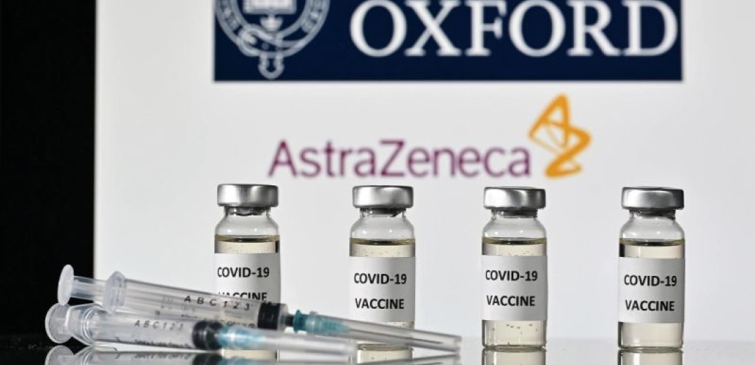 &quot;Μαίνεται&quot; η κόντρα της ΕΕ με την AstraΖeneca: Με απαγόρευση εξαγωγής εμβολίων απειλεί η Ευρώπη