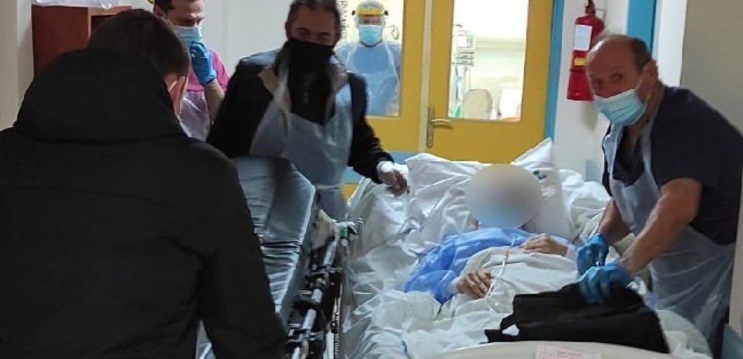 Κοζάνη: Εξιτήριο για την πρώτη ασθενή Covid που διακομίστηκε διασωληνωμένη στην ΜΕΘ 