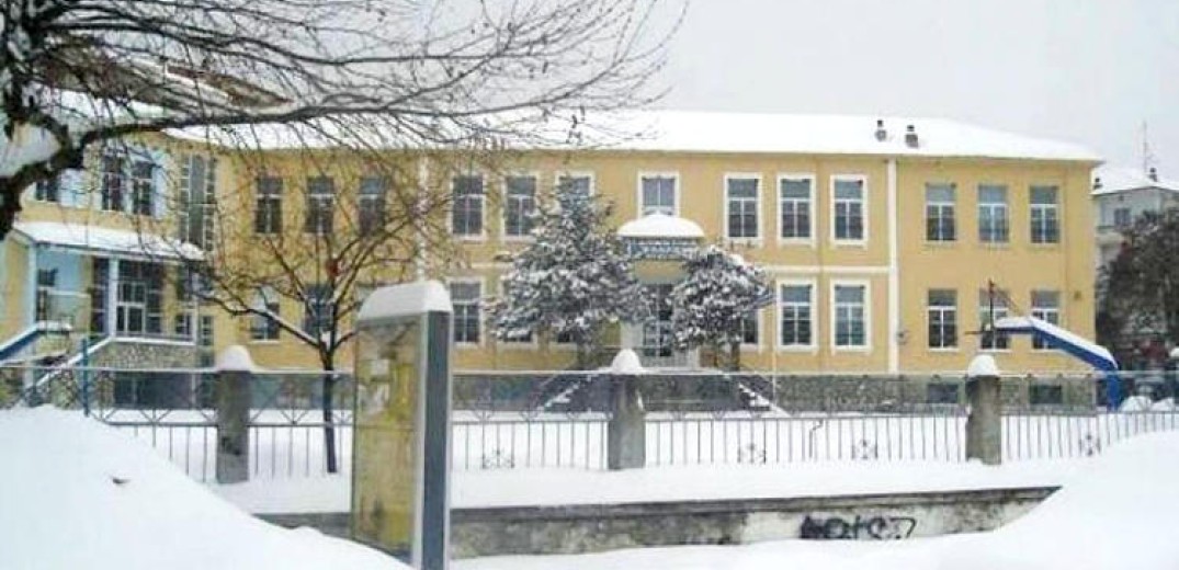 Καστοριά: Οι υψηλές θερμοκρασίες...θα «αφήσουν» τα σχολεία κλειστά για μια μέρα 