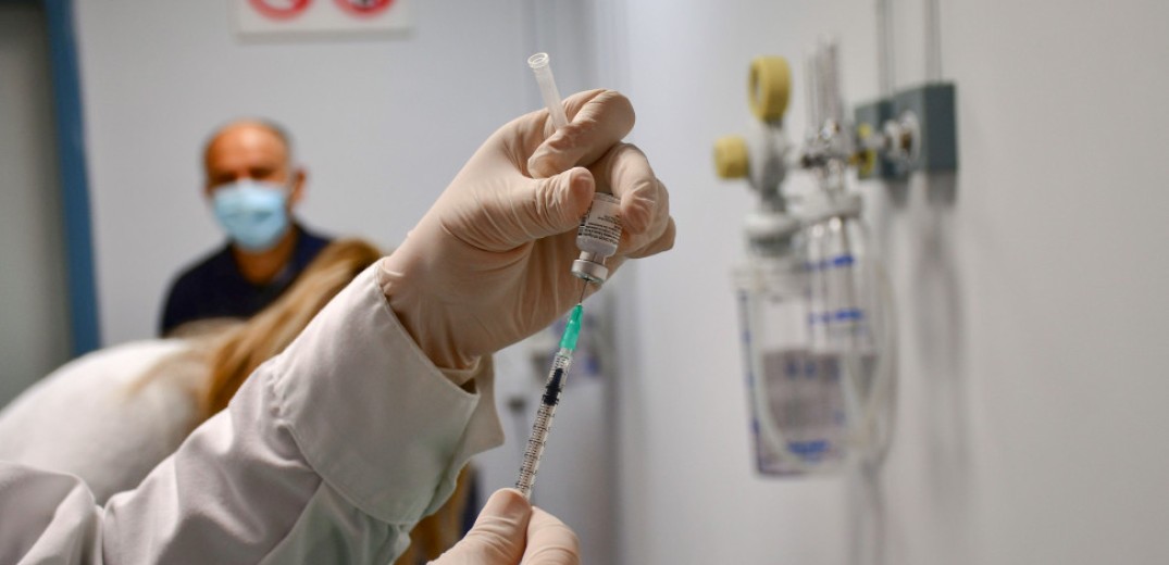 Έρευνα στο «Γ.Γεννηματάς»: Ασπίδα το εμβόλιο για όλους