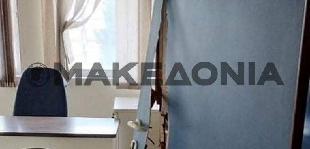 Θεσσαλονίκη: Άγνωστοι προκάλεσαν φθορές και άφησαν περιττώματα στο ΙΚΑ Αμπελοκήπων  