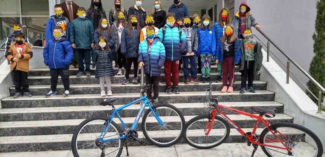 Σέρρες: Ολοκληρώθηκε η παράδοση των ποδηλάτων στα παιδιά των ΚΔΑΠ του δήμου Βισαλτίας