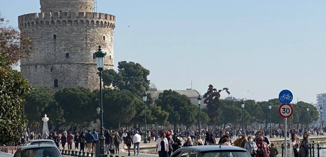 Κορονοϊός: Μπαίνει στην «κόκκινη ζώνη» η Θεσσαλονίκη