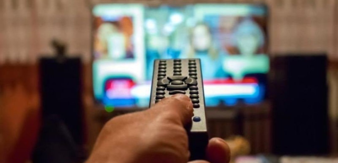Κινδυνεύουν από θρόμβωση όσοι βλέπουν πάνω από τέσσερις ώρες την ημέρα τηλεόραση