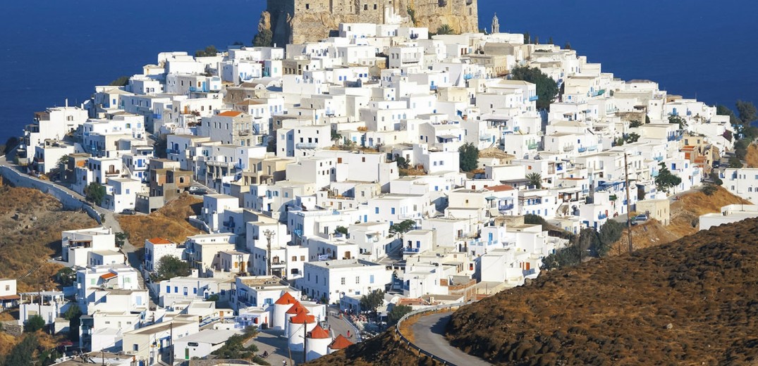 Το Vanity Fair προτείνει Ελλάδα για last minute διακοπές 