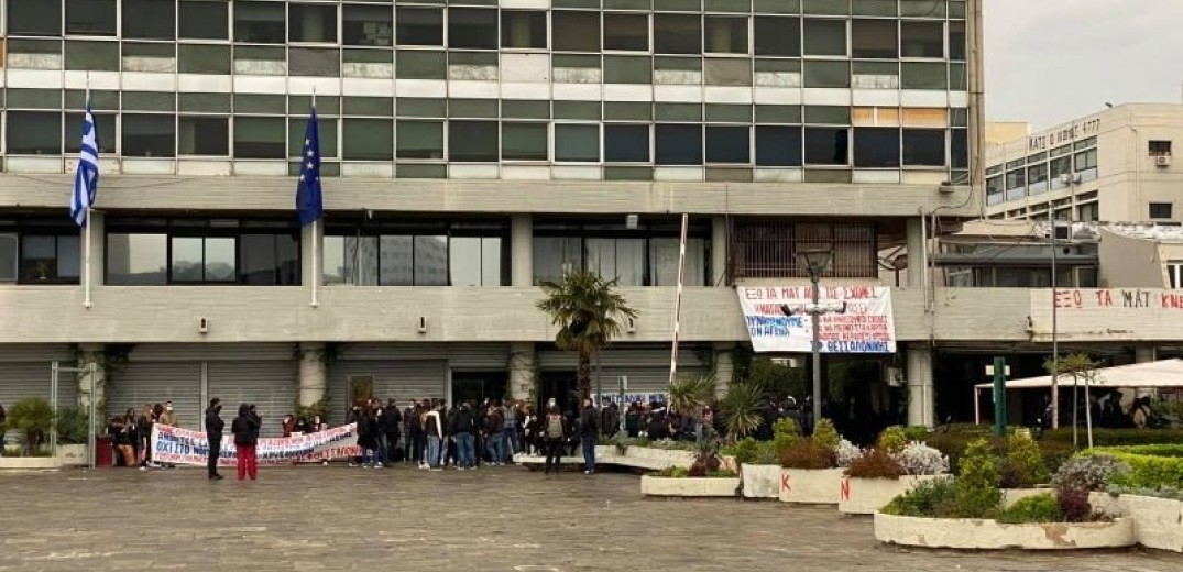 Φοιτητές Θεσσαλονίκης: Μαθήματα και στη... ΔΕΘ για προστασία από τον κορονοϊό