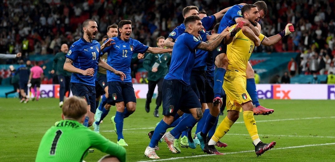 Η Ιταλία κατέκτησε στα πέναλτι το EURO και βύθισε στο πένθος την Αγγλία (βίντεο)