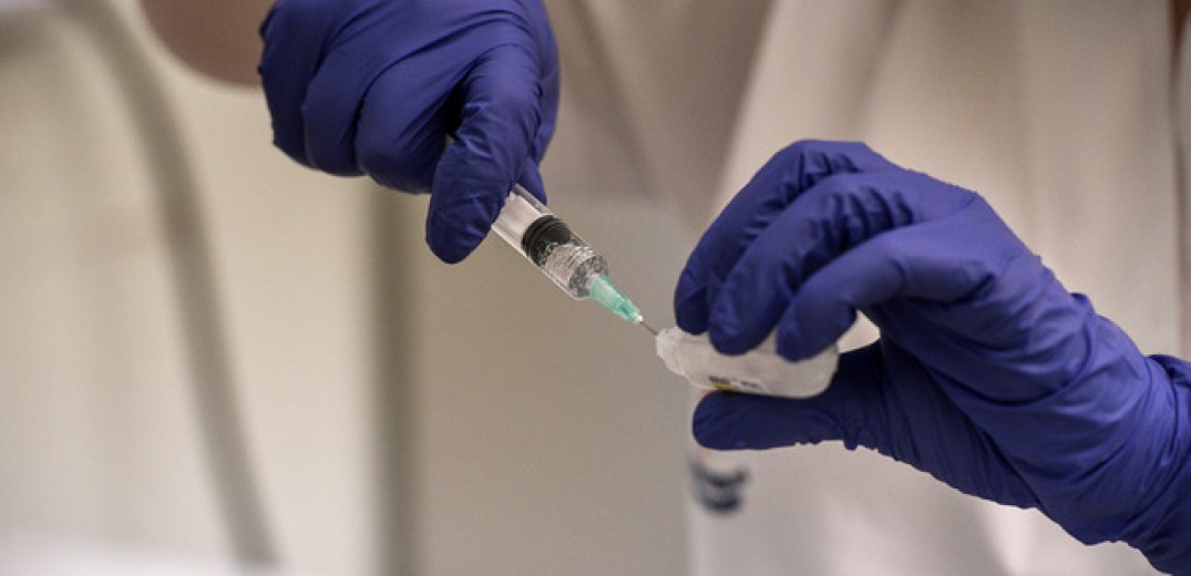 Εμβόλια κατά του Covid-19: Ανοίγει σήμερα η πλατφόρμα για την τρίτη δόση - Ποιους αφορά