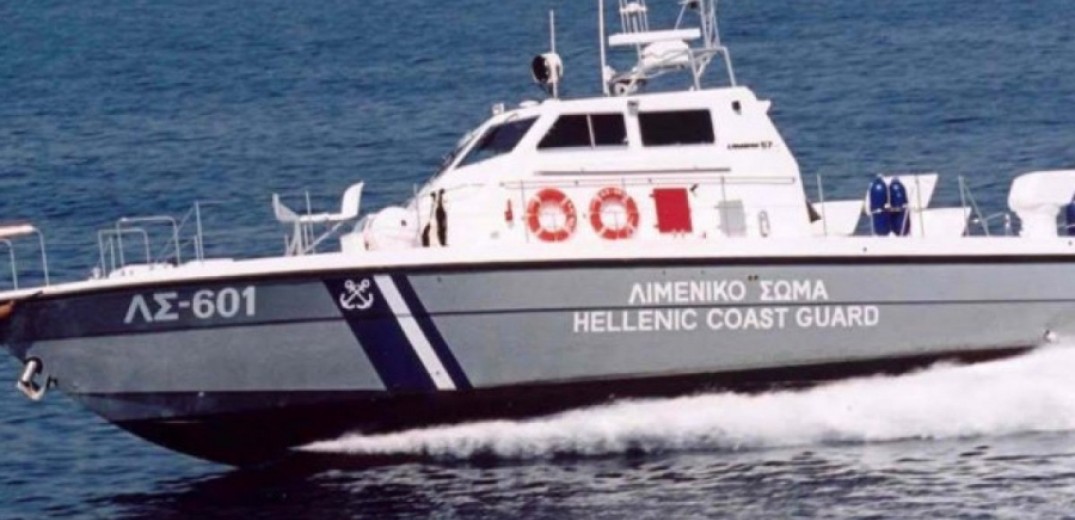 Πάνω από 110 πολίτες απεγκλώβισαν πλωτά σκάφη του Λιμενικού από την Αιγιάλεια - Ενεργοποιήθηκε το τοπικό σχέδιο έκτακτης ανάγκης