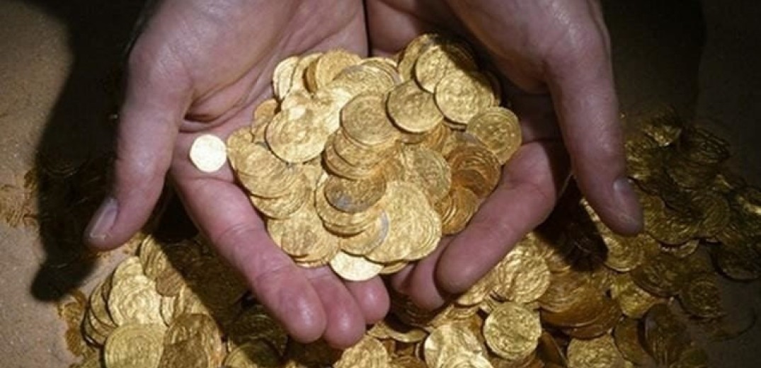 Τρία εκατομμύρια χρυσές λίρες ρευστοποίησαν οι Ελληνες σε μια 20ετία